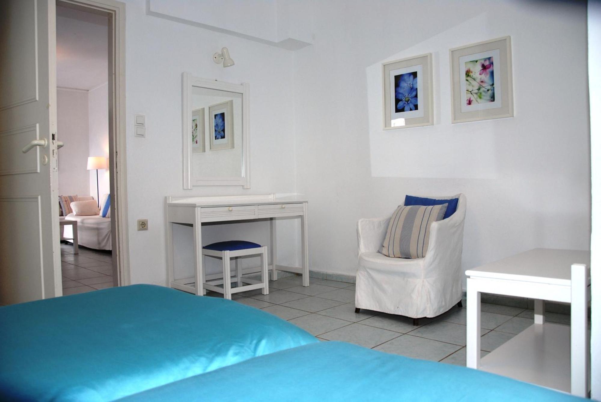 Villa Fleria Seaside Studios & Apts Gerani  Room photo