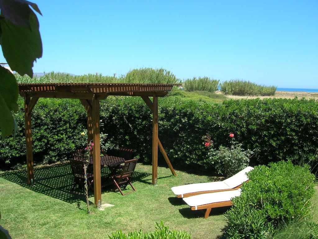 Villa Fleria Seaside Studios & Apts Gerani  Room photo